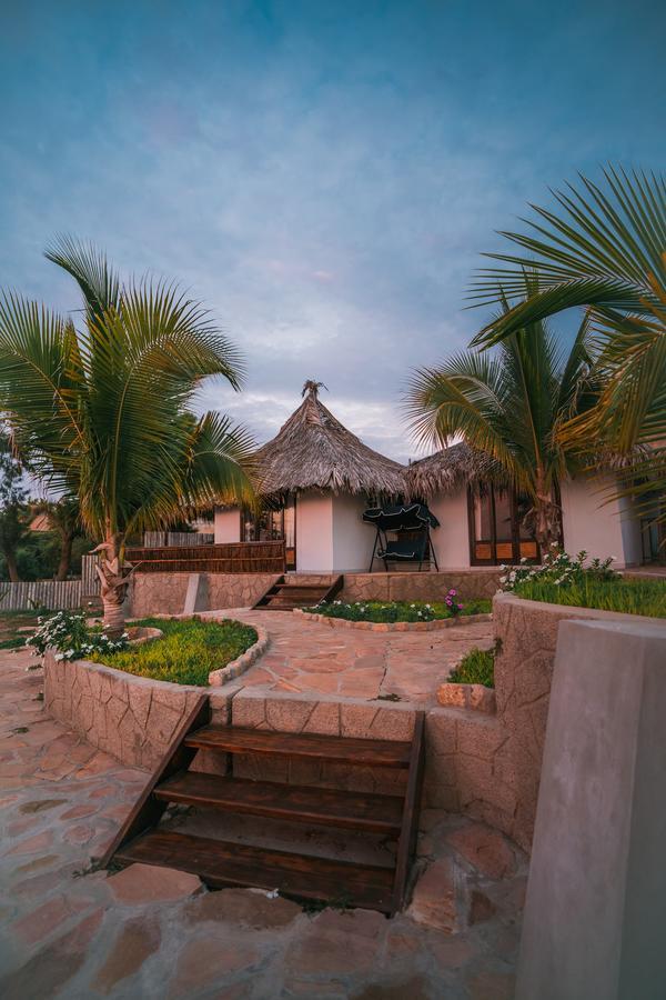 Makani Vichayito Exterior photo